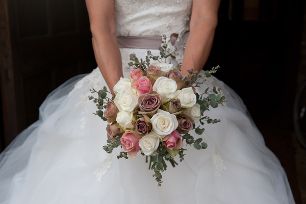 Beautiful bouquet using Amnesia Roses. Hyde House, Stow on the Wold. Floral design by Cotswold Blooms, wedding florist based in Cheltenham.