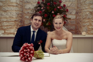 Brides Tulip bouquet with Rose and Tulip ceremony display. Floral design by Cotswold Blooms, wedding florist based in Cheltenham.
