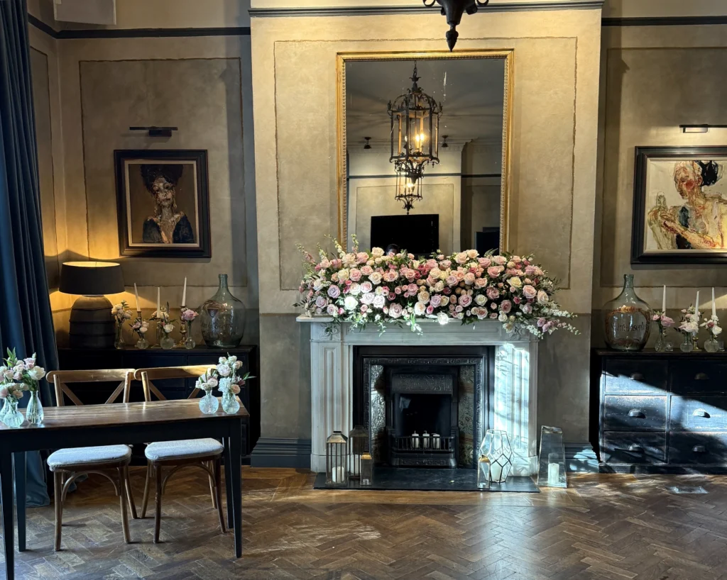 Luxury wedding florist No 131 Cheltenham Cotswolds