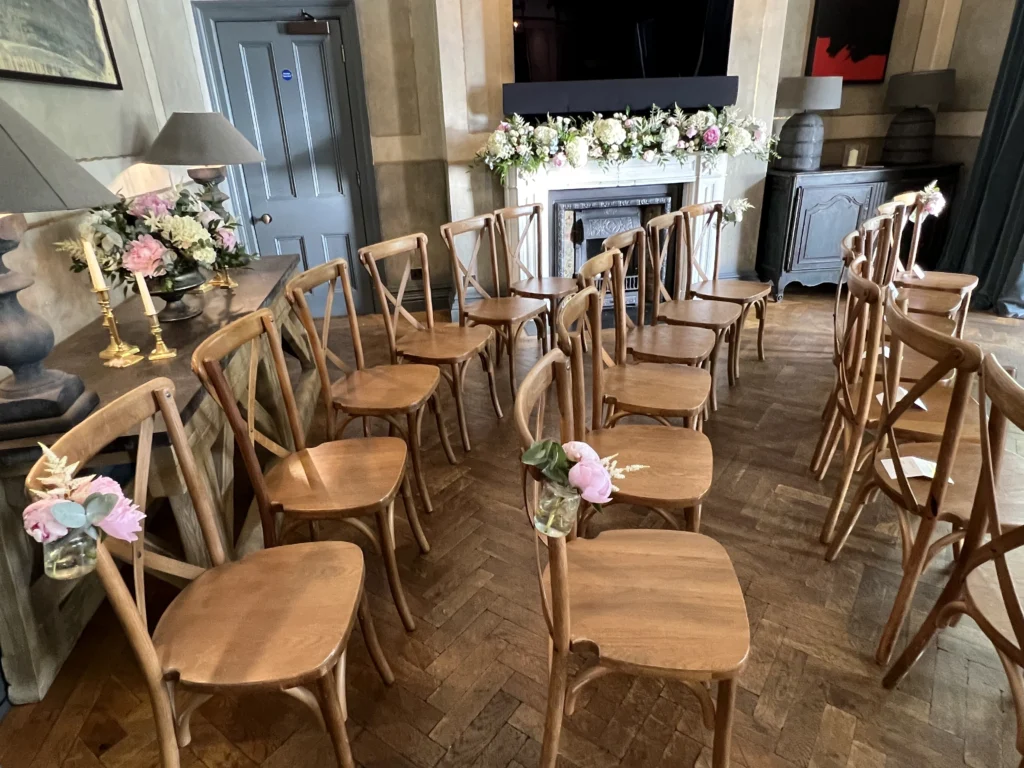Luxury wedding flowers at No 131 Cheltenham by Cotswold Blooms