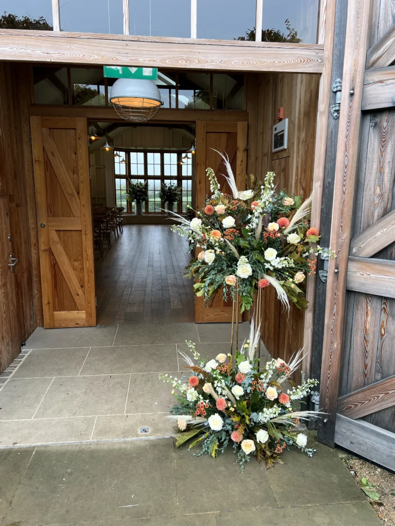 wedding flowers at Hyde House Cotswolds