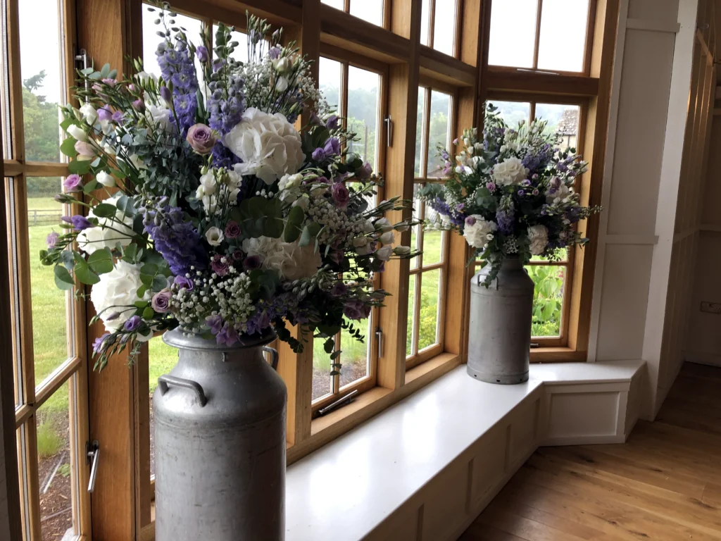 wedding flowers at Hyde House Cotswolds