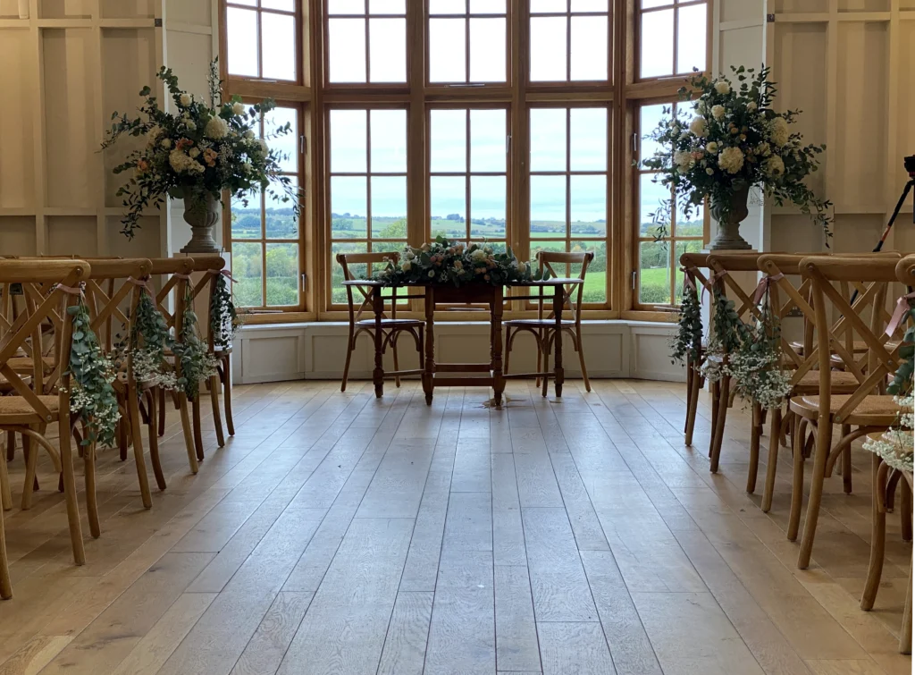 wedding flowers at Hyde House Cotswolds