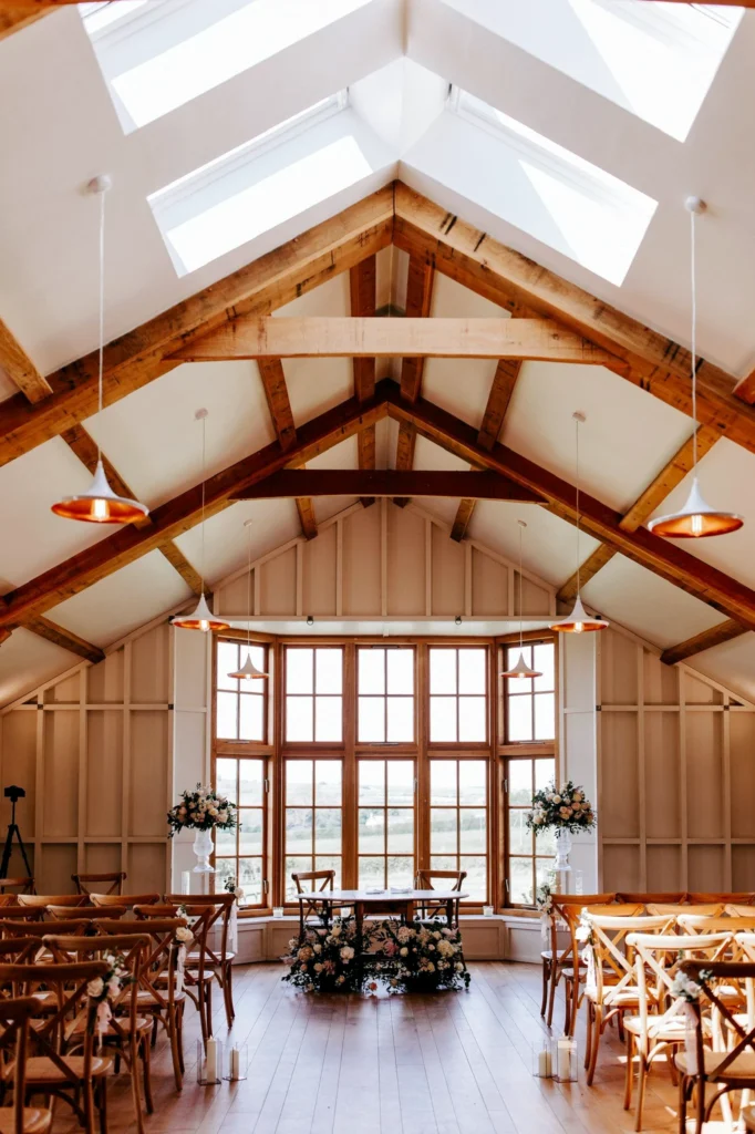 wedding flowers at Hyde House Cotswolds