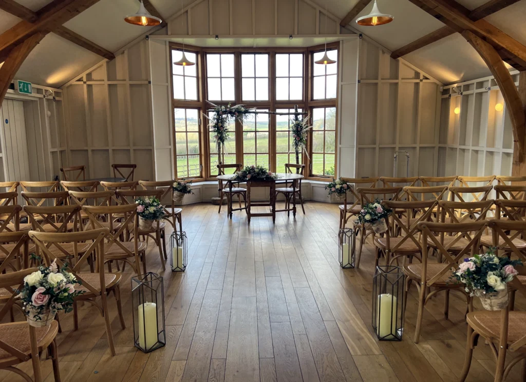 wedding flowers at Hyde House Cotswolds