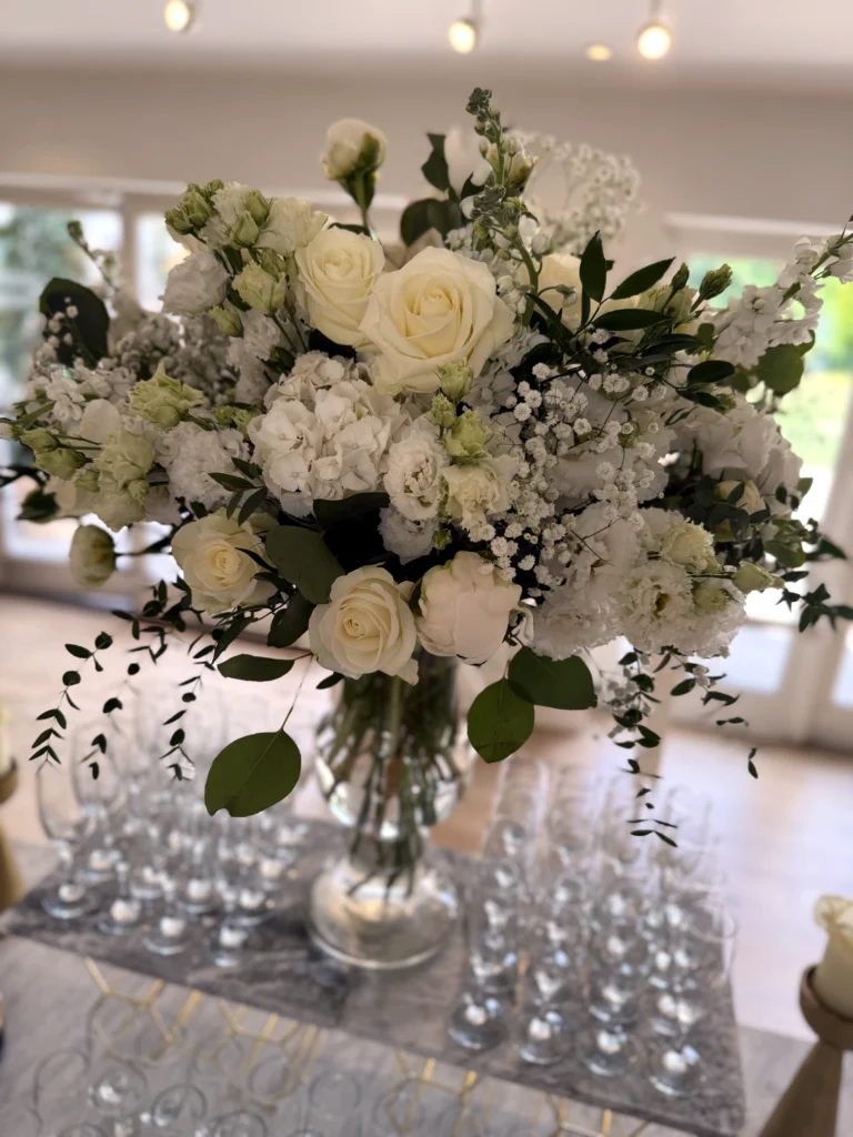 wedding flowers at Hyde House Cotswolds