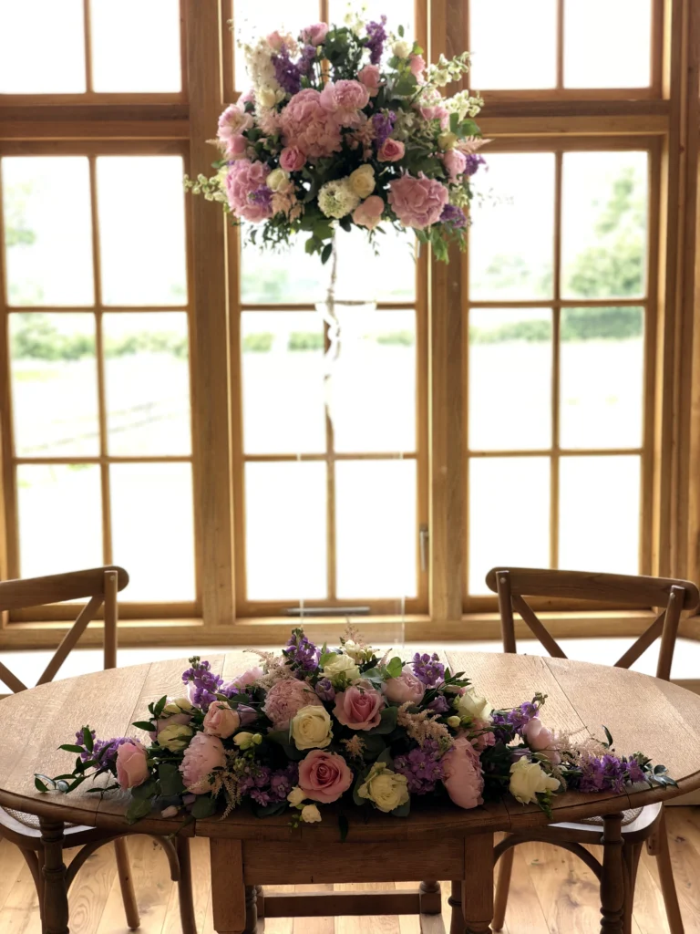 wedding flowers at Hyde House Cotswolds