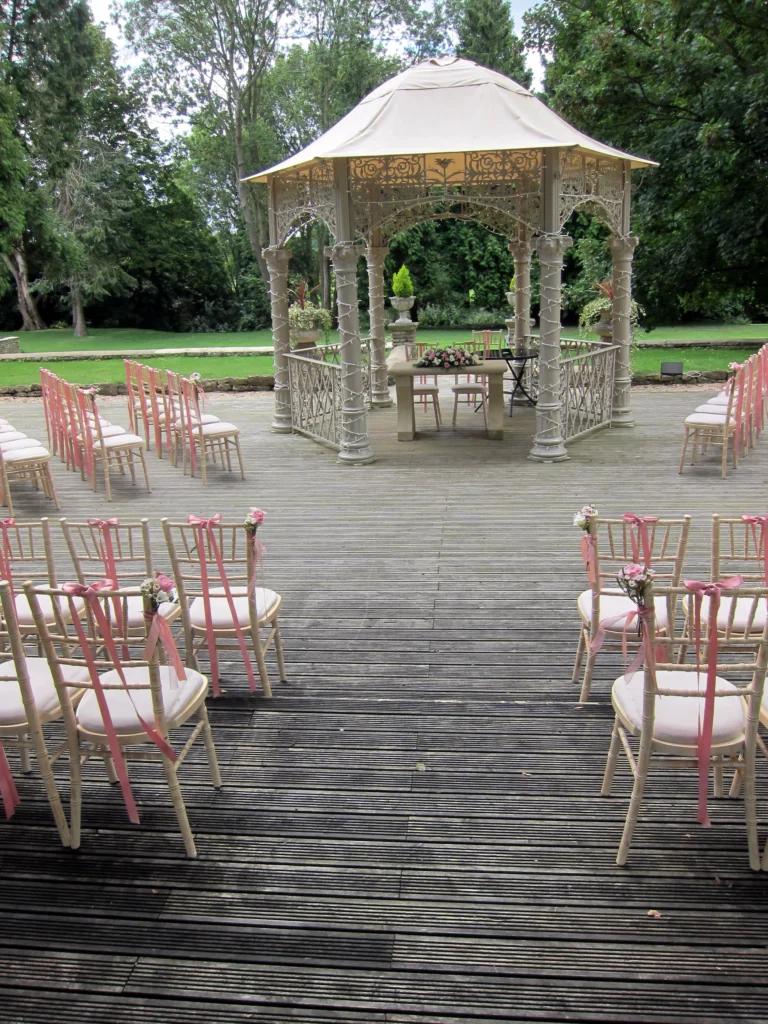 Ceremony floral styling Eastington Park Gloucestershire Cotswold Blooms