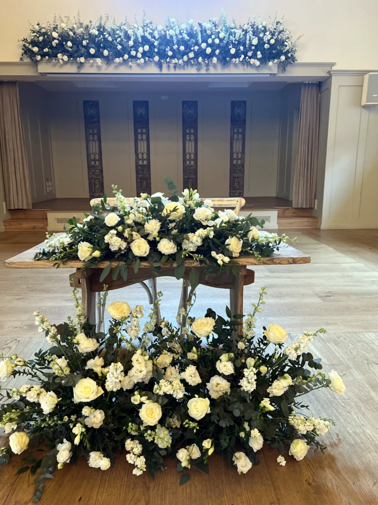 Wedding flowers at The Frogmill, Shipton Oliffe, Cotswold Blooms