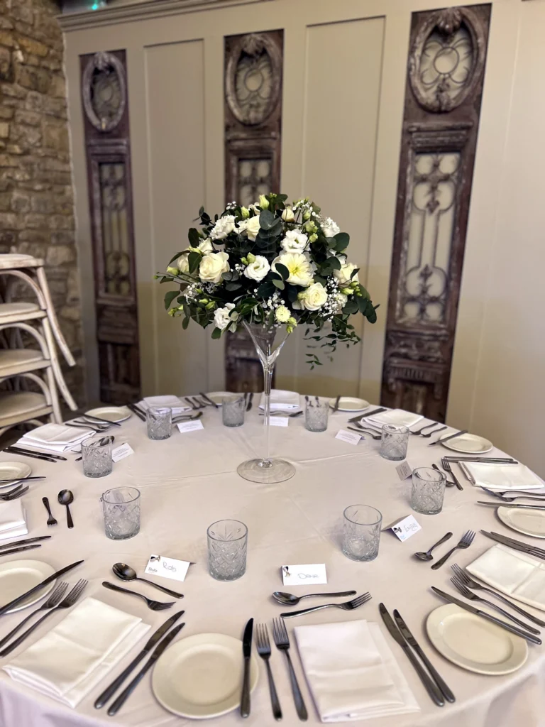 Refined wedding flowers at The Frogmill, Cotswolds, Cotswold Blooms