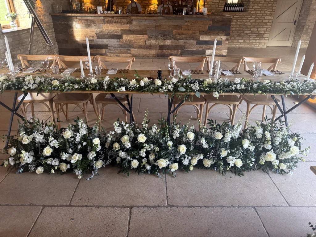 Bespoke wedding flowers Old Gore Barn by Laura McLellan