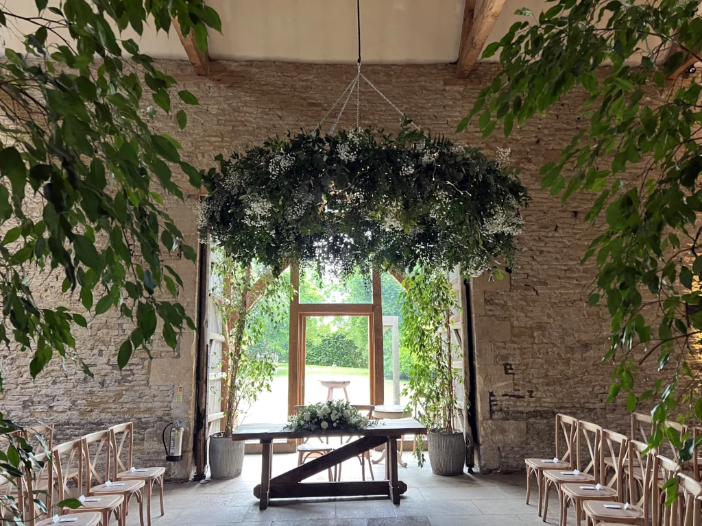 Stone Barn wedding venue flowers by Cotswold Blooms